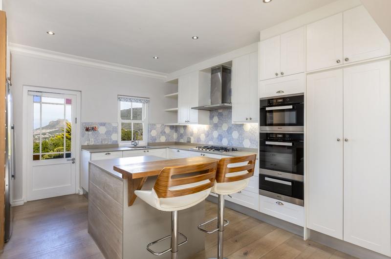 5 Bedroom Property for Sale in Ruyteplaats Western Cape